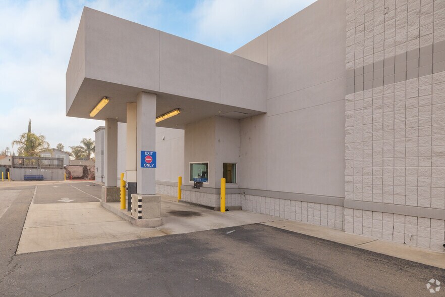 1970 W Grant Line Rd, Tracy, CA à vendre - Photo de l’immeuble – Image 3 sur 4
