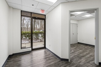 7000 Newington Rd, Lorton, VA à louer Photo intérieure– Image 1 sur 19