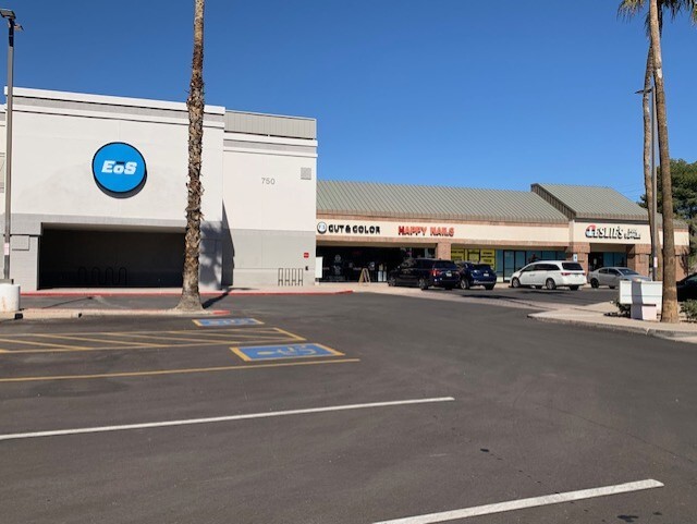 6330 S Rural Rd, Tempe, AZ à louer - Photo de l’immeuble – Image 1 sur 7