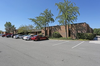 Plus de détails pour 245 W Roosevelt Rd, West Chicago, IL - Bureau, Industriel/Logistique à louer