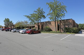 Plus de détails pour 245 W Roosevelt Rd, West Chicago, IL - Industriel/Logistique à louer