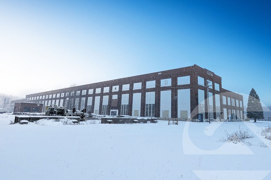 409 W Jameson Ave, Battle Creek, MI à louer - Photo de l’immeuble – Image 1 sur 1