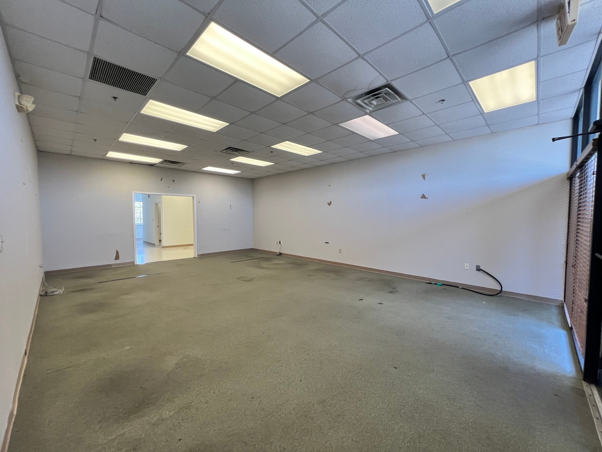 3950 Us-17-92, Casselberry, FL à louer Photo intérieure– Image 1 sur 6