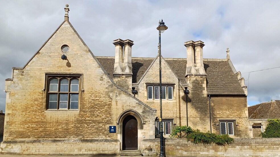 44 High St, Stamford à vendre - Photo de l’immeuble – Image 2 sur 11