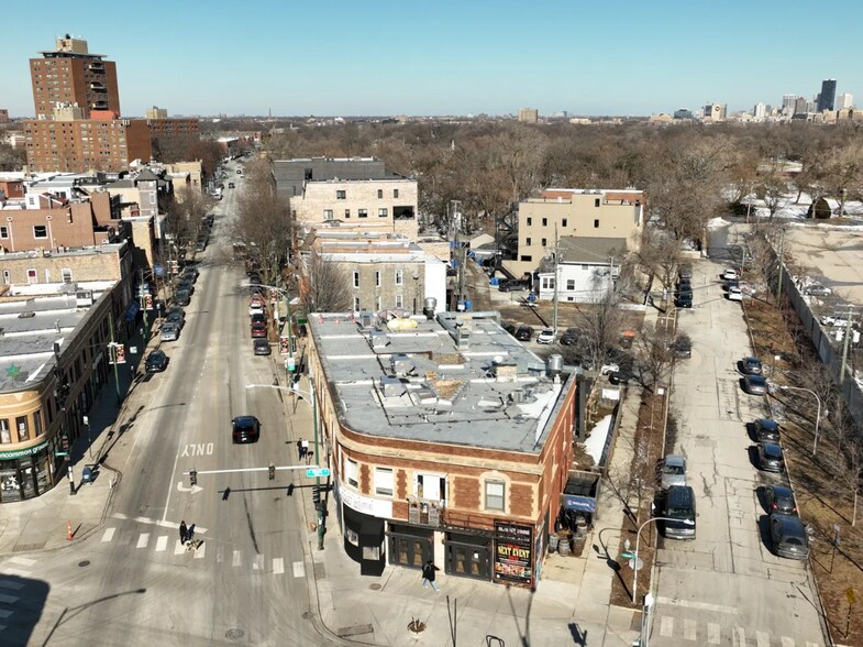 3801-3809 N Clark St, Chicago, IL à vendre - Photo de l’immeuble – Image 2 sur 27