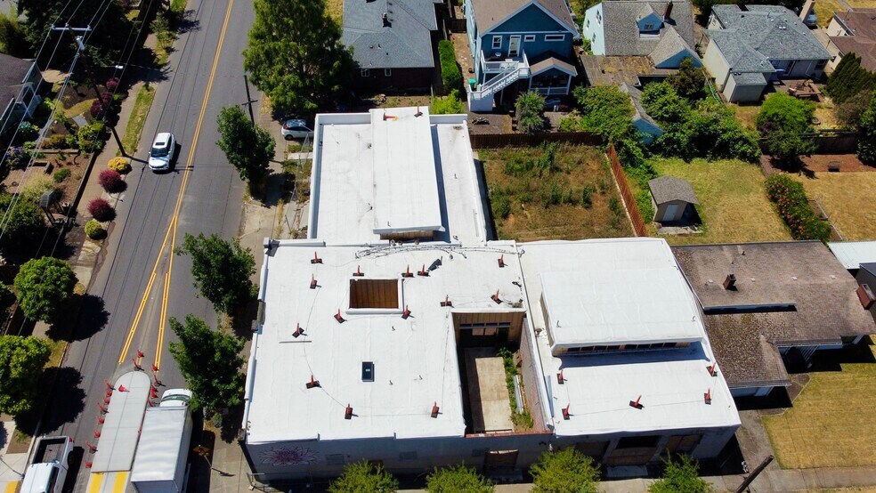 3825-3839 NE Killingsworth St, Portland, OR à vendre - Photo de l’immeuble – Image 2 sur 5