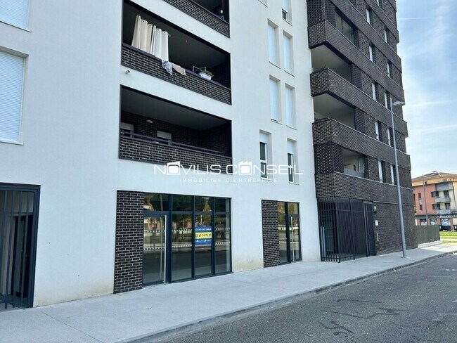 Plus de détails pour Bureau à vendre