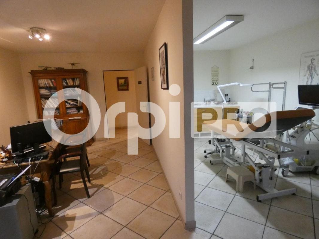 Bureaux/Médical dans Manosque à louer Photo intérieure– Image 1 sur 9
