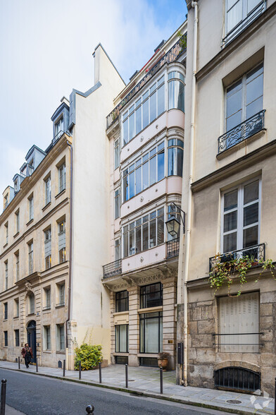 12 Rue Notre-Dame Des Victoires, Paris à louer - Photo de l’immeuble – Image 2 sur 2