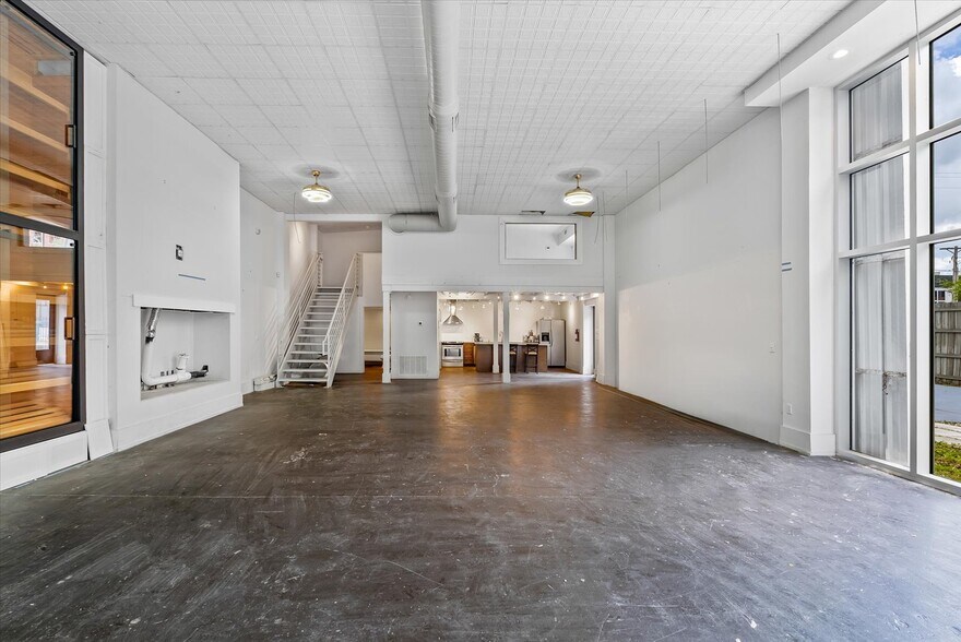 1517 E 5th Ave, Tampa, FL à vendre - Photo intérieure – Image 3 sur 37