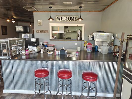 308 Main St, Trenton, NE à vendre - Photo de l’immeuble – Image 2 sur 10