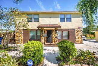 Plus de détails pour 950 18th Ave S, Saint Petersburg, FL - Logement à vendre