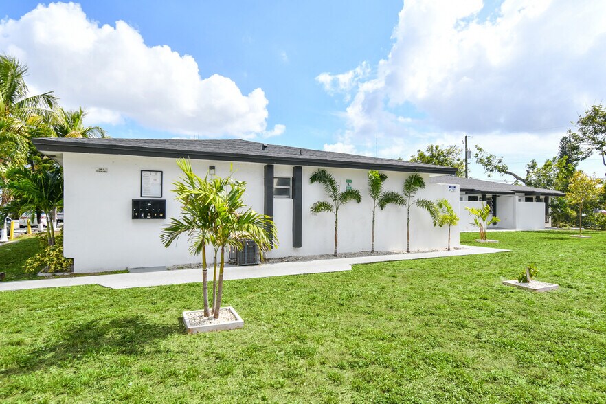 6036 SW 25th St, Miramar, FL à vendre - Photo de l’immeuble – Image 3 sur 10