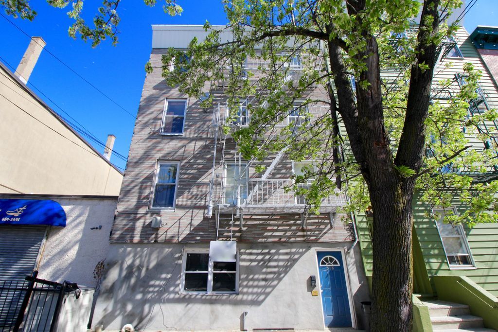 318 5th St, Jersey City, NJ à vendre Photo de l’immeuble– Image 1 sur 41