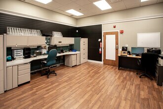 145 Globe St, Fall River, MA à louer Photo intérieure– Image 2 sur 7