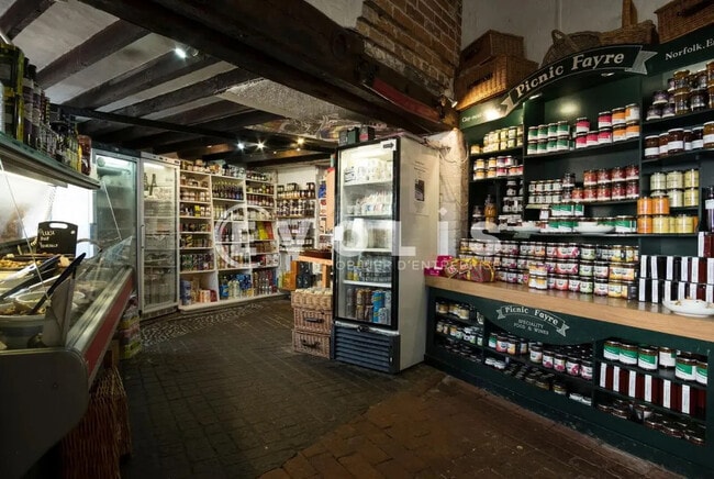 Plus de détails pour Local commercial à vendre