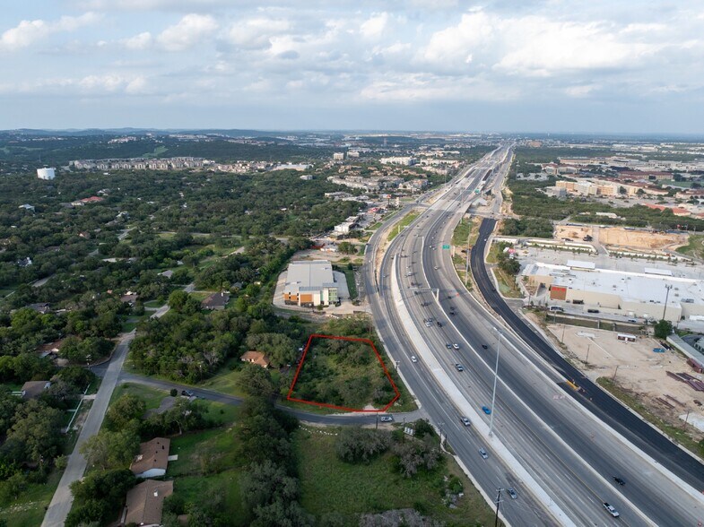 7413 Loop 1604, San Antonio, TX à vendre - Aérien – Image 1 sur 11