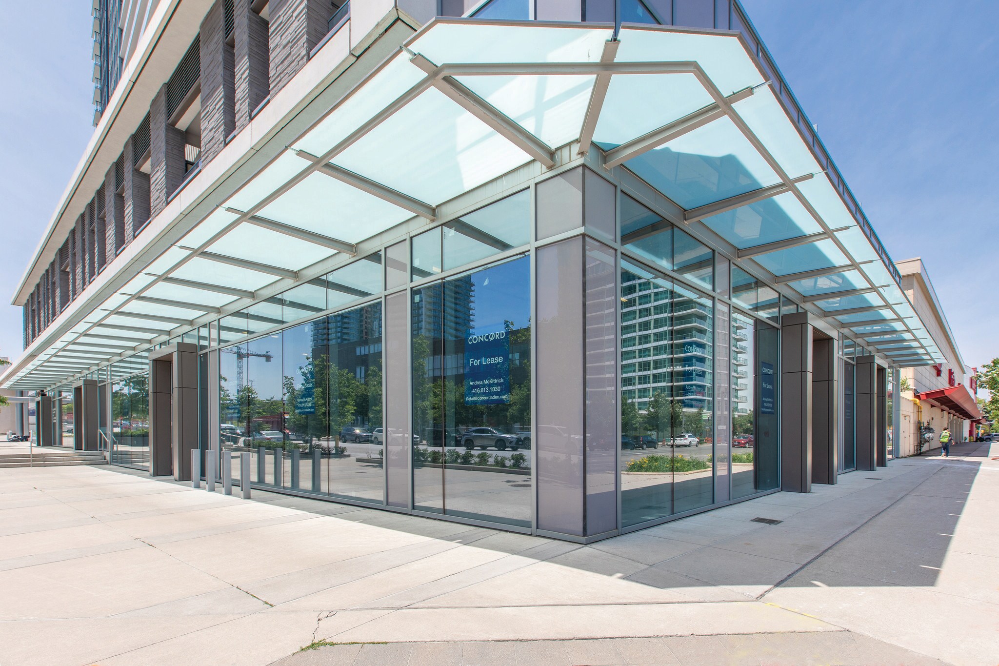 86 Esther Shiner Blvd, Toronto, ON à louer Photo principale– Image 1 sur 7