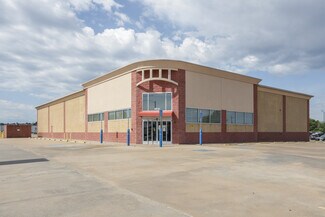 Plus de détails pour 8010 E 51st St, Tulsa, OK - Local commercial à louer
