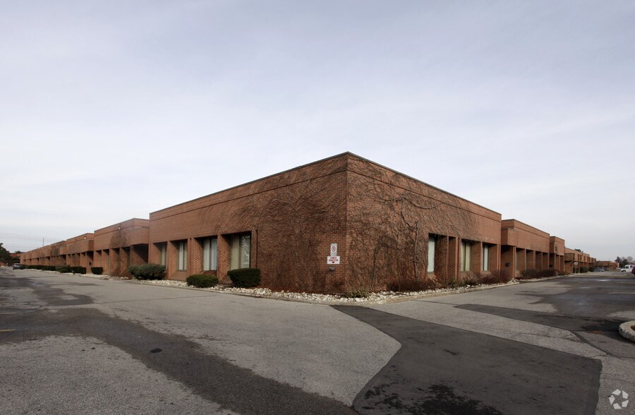 124 Connie Cres, Concord, ON à louer - Photo principale – Image 1 sur 3