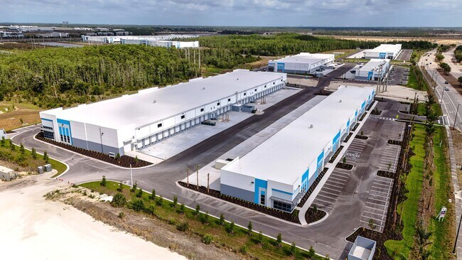 Plus de détails pour 16200 Ben Hill Griffin Pky, Fort Myers, FL - Bureau, Industriel/Logistique à louer