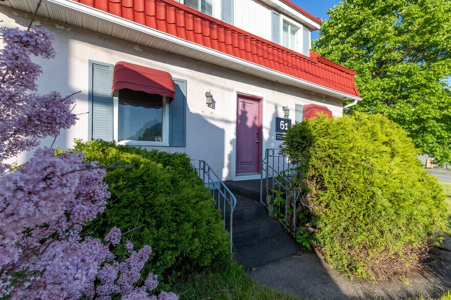 61 Boul Grand, L'Île-Perrot, QC à louer - Photo de l’immeuble – Image 3 sur 12