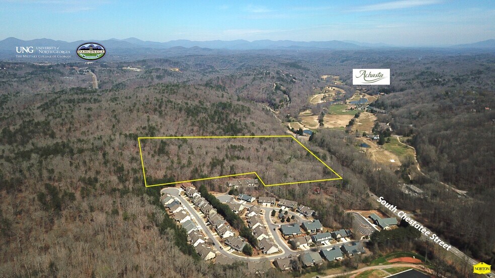 3182 S Chestatee, Dahlonega, GA à vendre - Photo principale – Image 1 sur 7