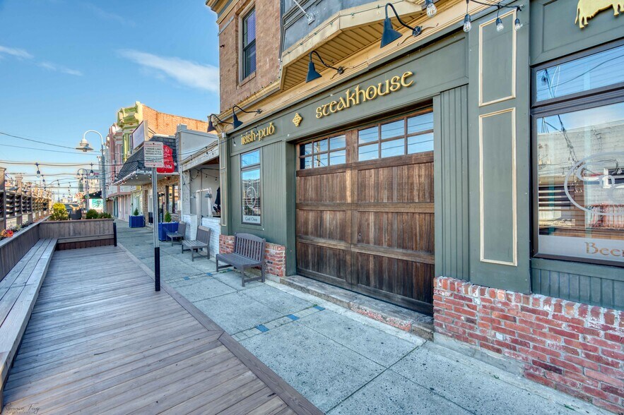 3817 Pacific Ave, Wildwood, NJ à vendre - Photo de l’immeuble – Image 3 sur 37