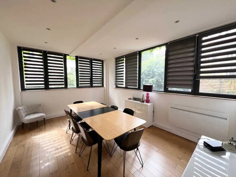Bureau dans Paris à louer - Photo de l’immeuble – Image 1 sur 8