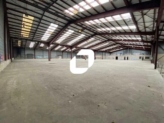Plus de détails pour Industriel/Logistique à vendre