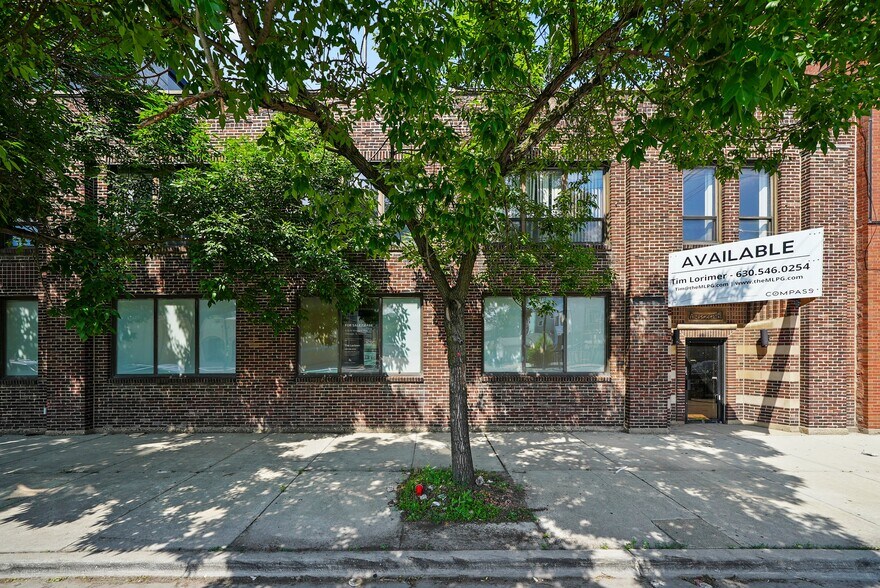 526 N Western Ave, Chicago, IL à vendre - Photo de l’immeuble – Image 2 sur 71