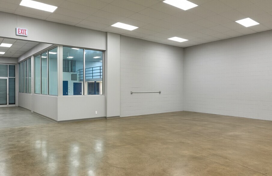 2402 McDonald Ave, Brooklyn, NY à vendre - Photo de l’immeuble – Image 2 sur 4