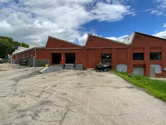 Plus de détails pour 129 Brookside Ave, West Warwick, RI - Industriel/Logistique à louer