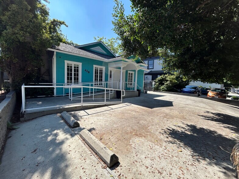 428 N Larchmont Blvd, Los Angeles, CA à louer - Photo de l’immeuble – Image 2 sur 4