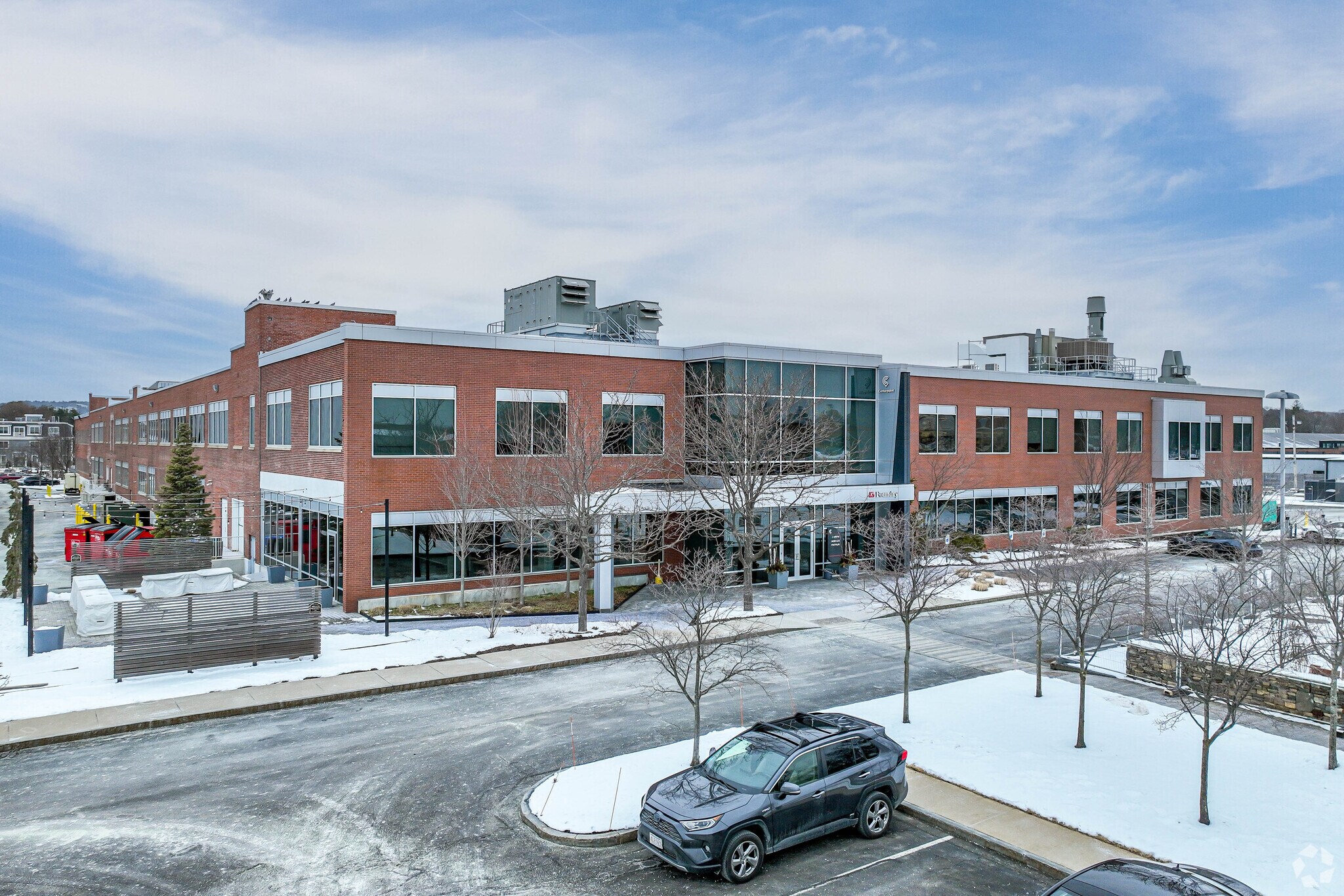 43 Foundry Ave, Waltham, MA à louer Photo principale– Image 1 sur 6