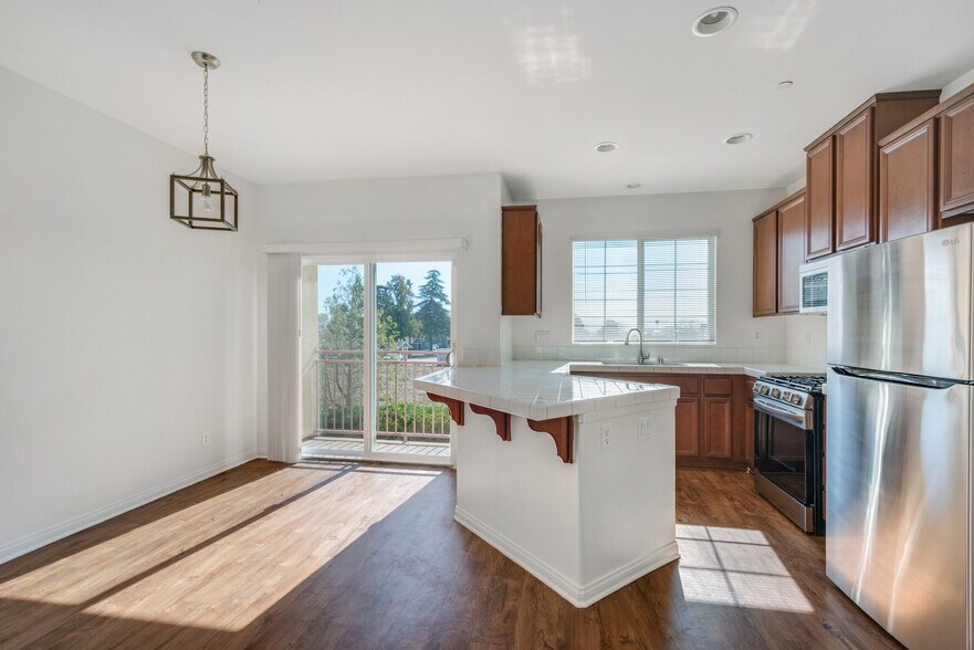 703 Allegheny St, Beaumont, CA à vendre - Photo intérieure – Image 2 sur 13