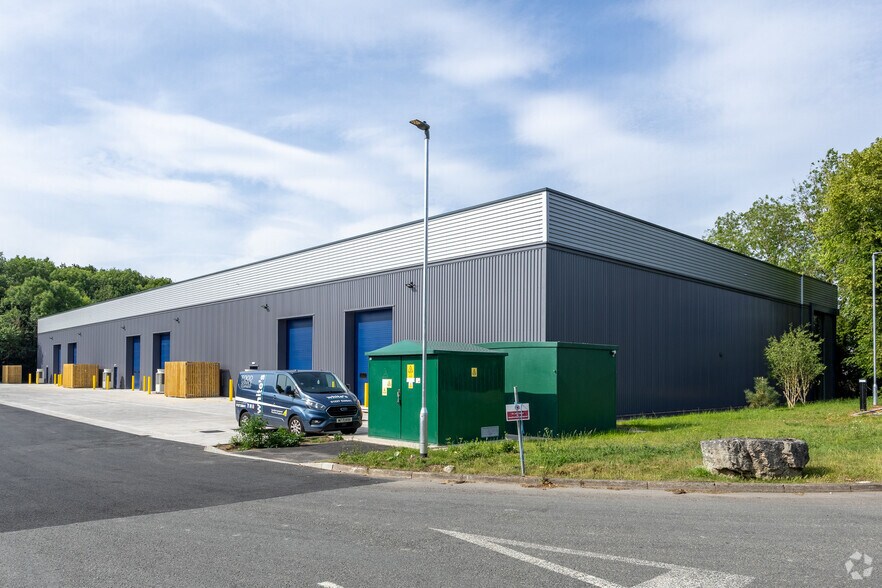 5 Padgets Ln, Redditch à louer - Photo de l’immeuble – Image 2 sur 3