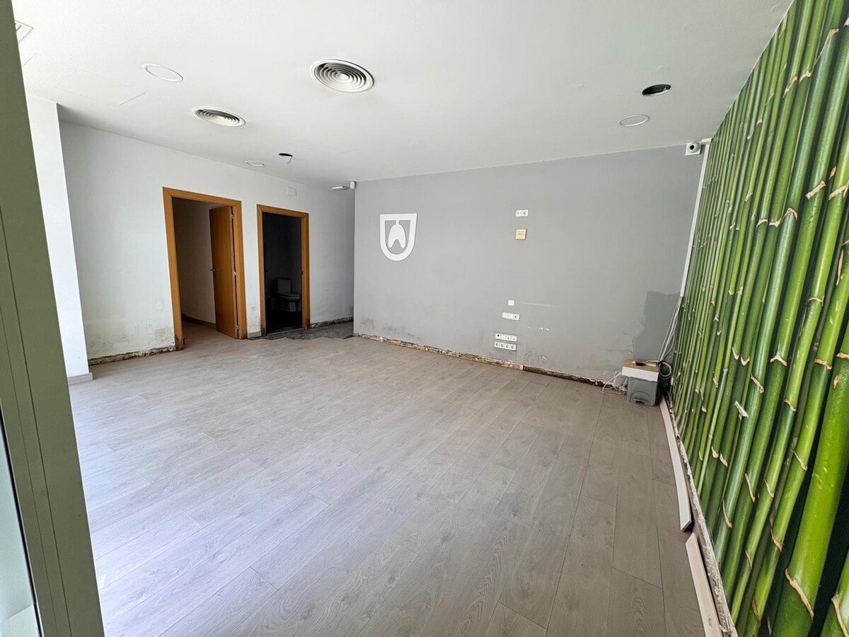 Carrer de Rafael Casanovas, 33, Vilanova del Camí, BAR 08788 - Lot Pta. 1 -  - Photo intérieure - Image 2 of 12