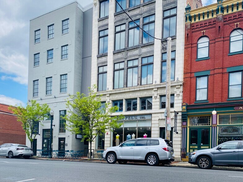325 N Queen St, Lancaster, PA à louer - Photo de l’immeuble – Image 3 sur 6