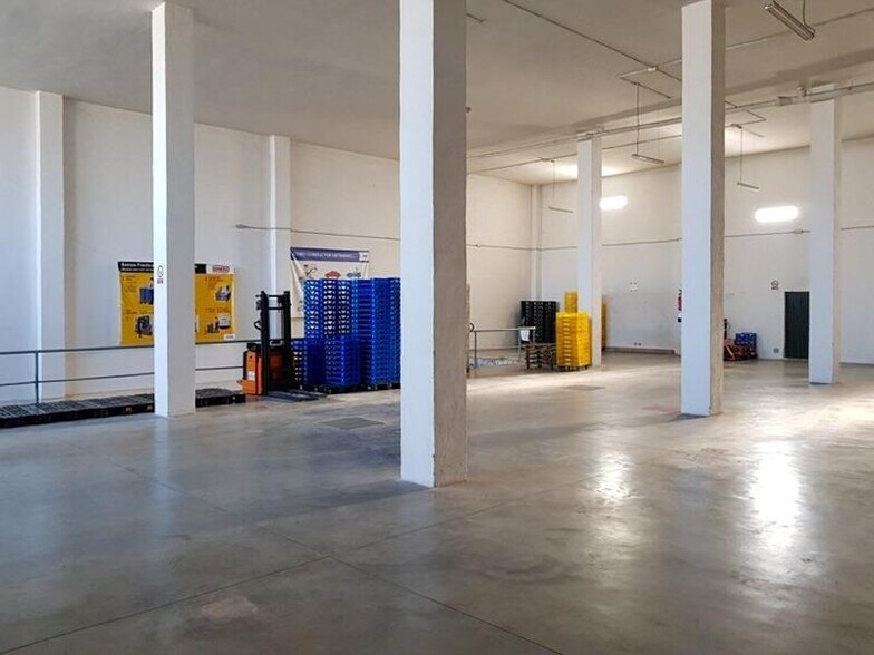 Industriel/Logistique dans Salobreña à vendre - Photo intérieure – Image 3 sur 13