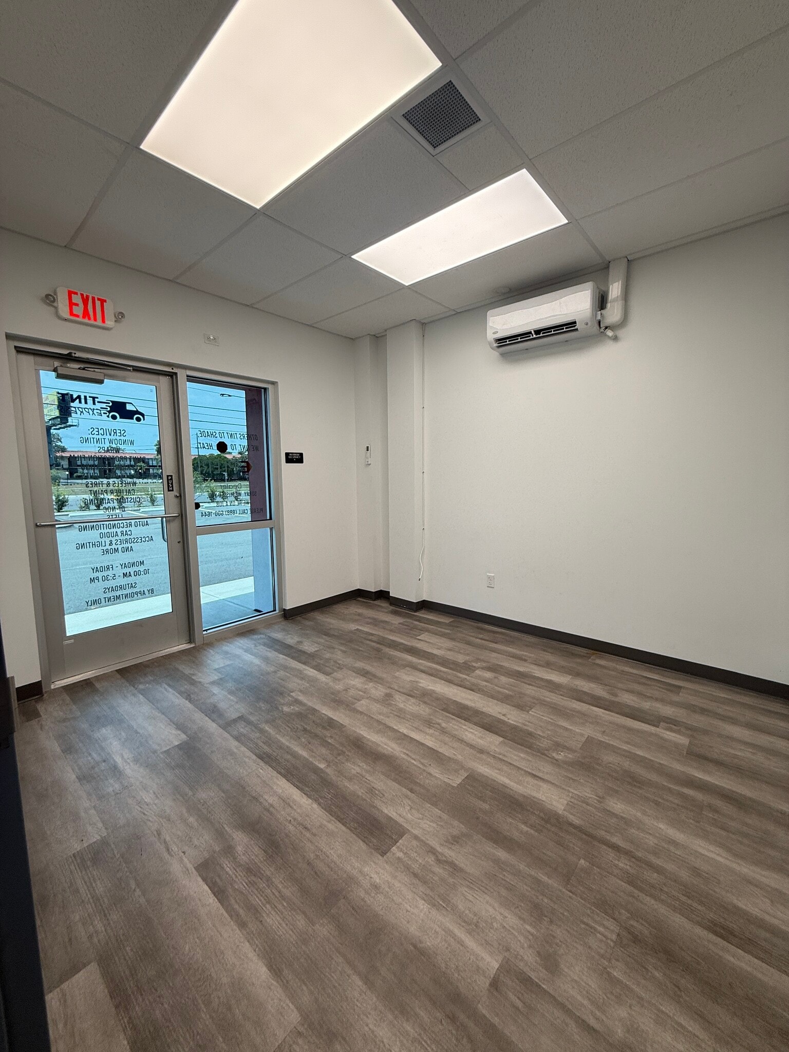 40347 US Highway 19 N, Tarpon Springs, FL à louer Photo intérieure– Image 1 sur 10