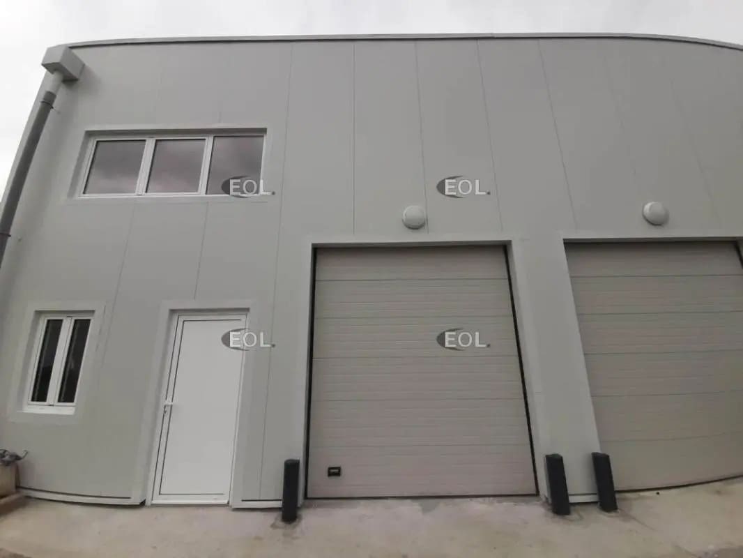 Local d’activités dans Choisy-le-Roi à louer Photo de l’immeuble– Image 1 sur 10