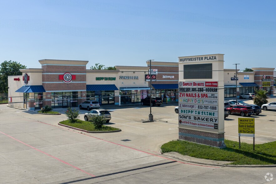 10807 Huffmeister Rd, Houston, TX à louer - Photo de l’immeuble – Image 3 sur 12