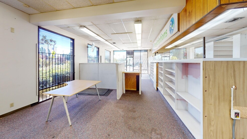2101 Vale Rd, San Pablo, CA à louer - Photo de l’immeuble – Image 3 sur 22