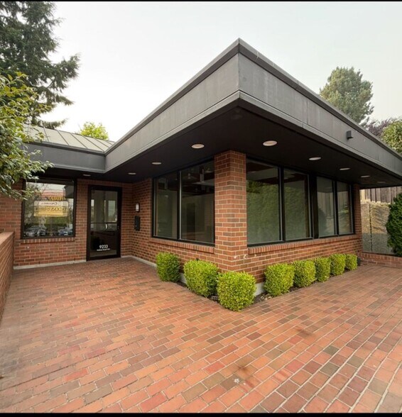 9229-9233 Holman Rd, Seattle, WA à louer - Photo de l’immeuble – Image 1 sur 2