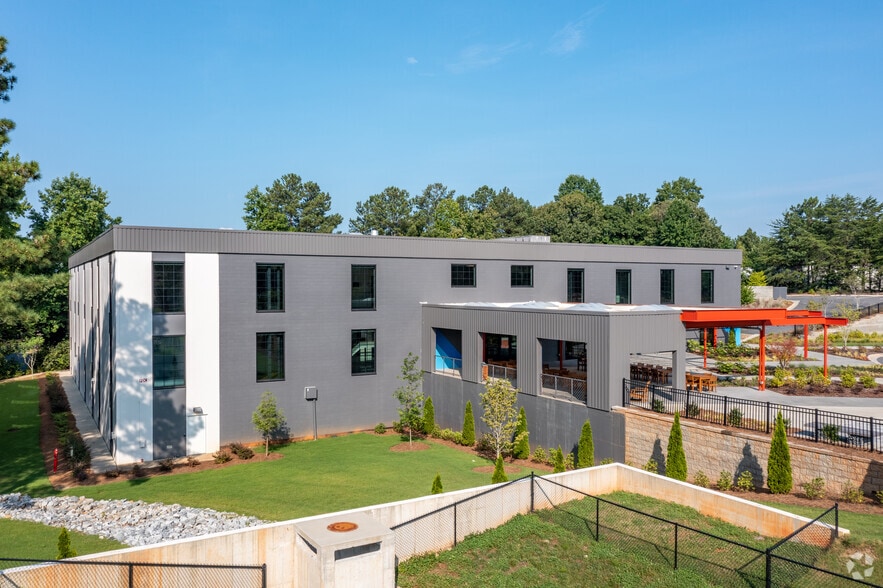 125 Technology Pky, Peachtree Corners, GA à vendre - Photo principale – Image 1 sur 22
