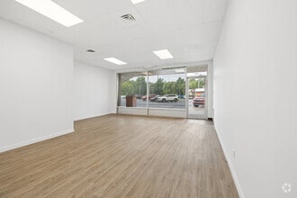 5333 Boul Laurier, Terrebonne, QC à louer Photo intérieure– Image 2 sur 3