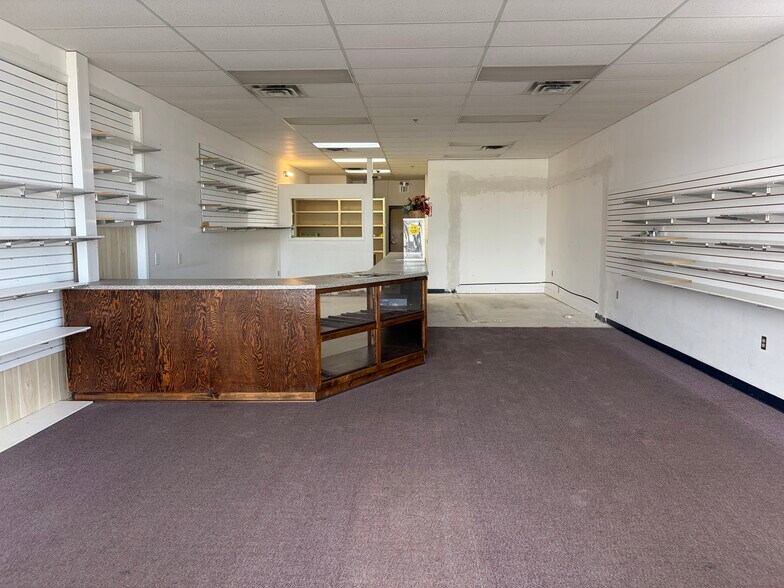 1380 E Republic Rd, Springfield, MO à louer - Photo de l’immeuble – Image 2 sur 7