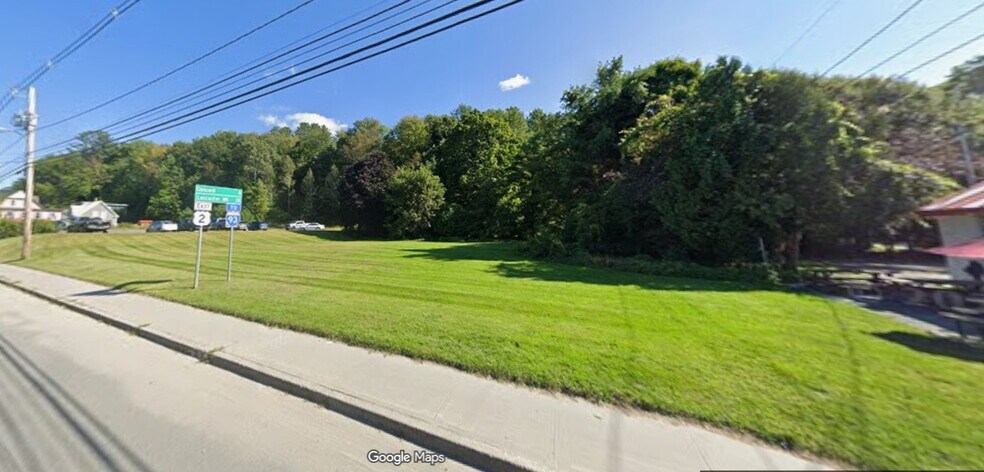 342 Portland St, Saint Johnsbury, VT à vendre - Photo de l’immeuble – Image 2 sur 3