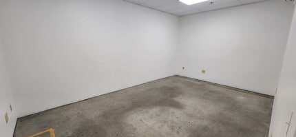 5645 E Clinton Ave, Fresno, CA à louer Photo intérieure– Image 2 sur 6